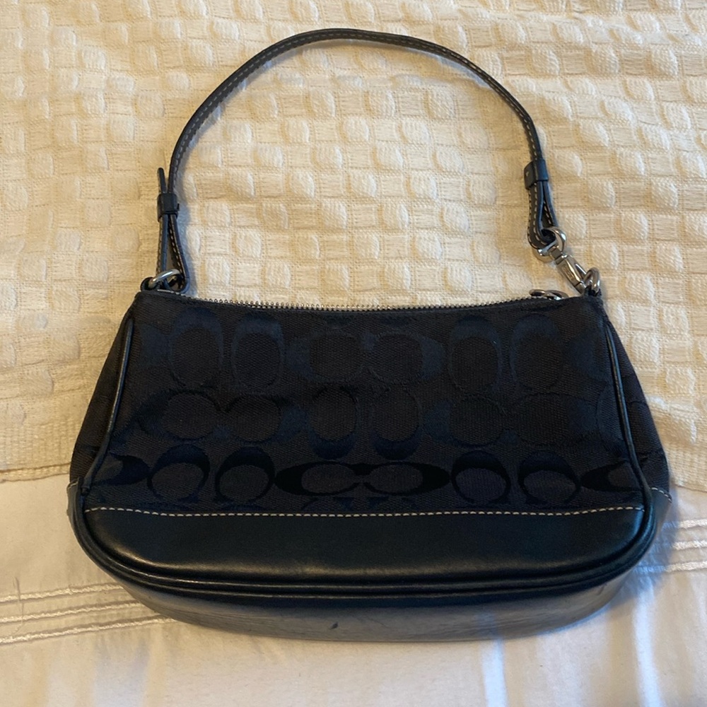 Cutest Coach canvas/leather small shoulder bag